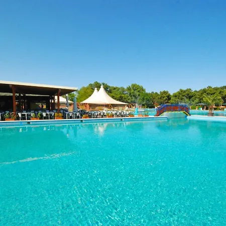 Holiday home Locazione Turistica Borsetti.8 *
